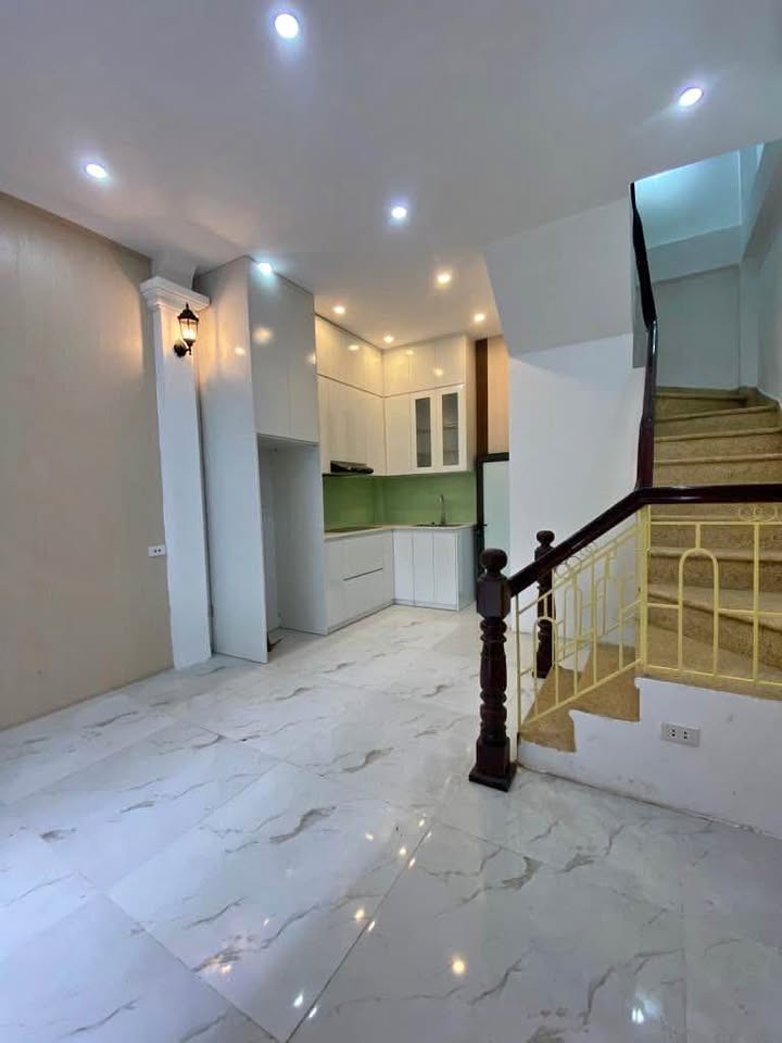 NHÀ ĐẸP TRƯỜNG CHINH LÔ GÓC 2 MẶT THOÁNG - 9 PHÒNG KHÉP KÍN- DT 42M2 GIÁ NHỈNH 8 TỶ - Ảnh chính